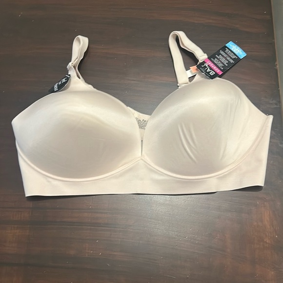 Bali Cool Comfort Beige Bra Size 3XL
Revolution Soft Touch Perfect WireFree Bra - Picture 2 of 11